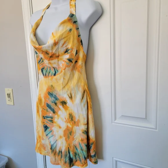 NWT Hello Molly Green Yellow Tie Dye Halter Neck Summer Mini Dress Size 4 - Picture 5 of 13